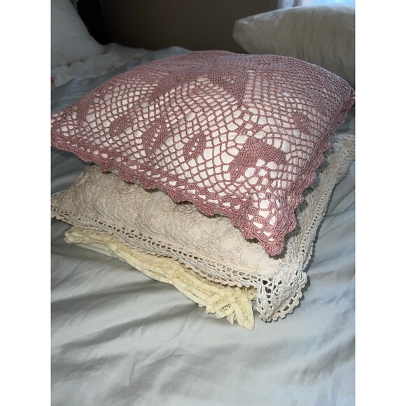 Vintage crochet boho cottage accent pillow pillowcase lot - Picture 12 of 12
